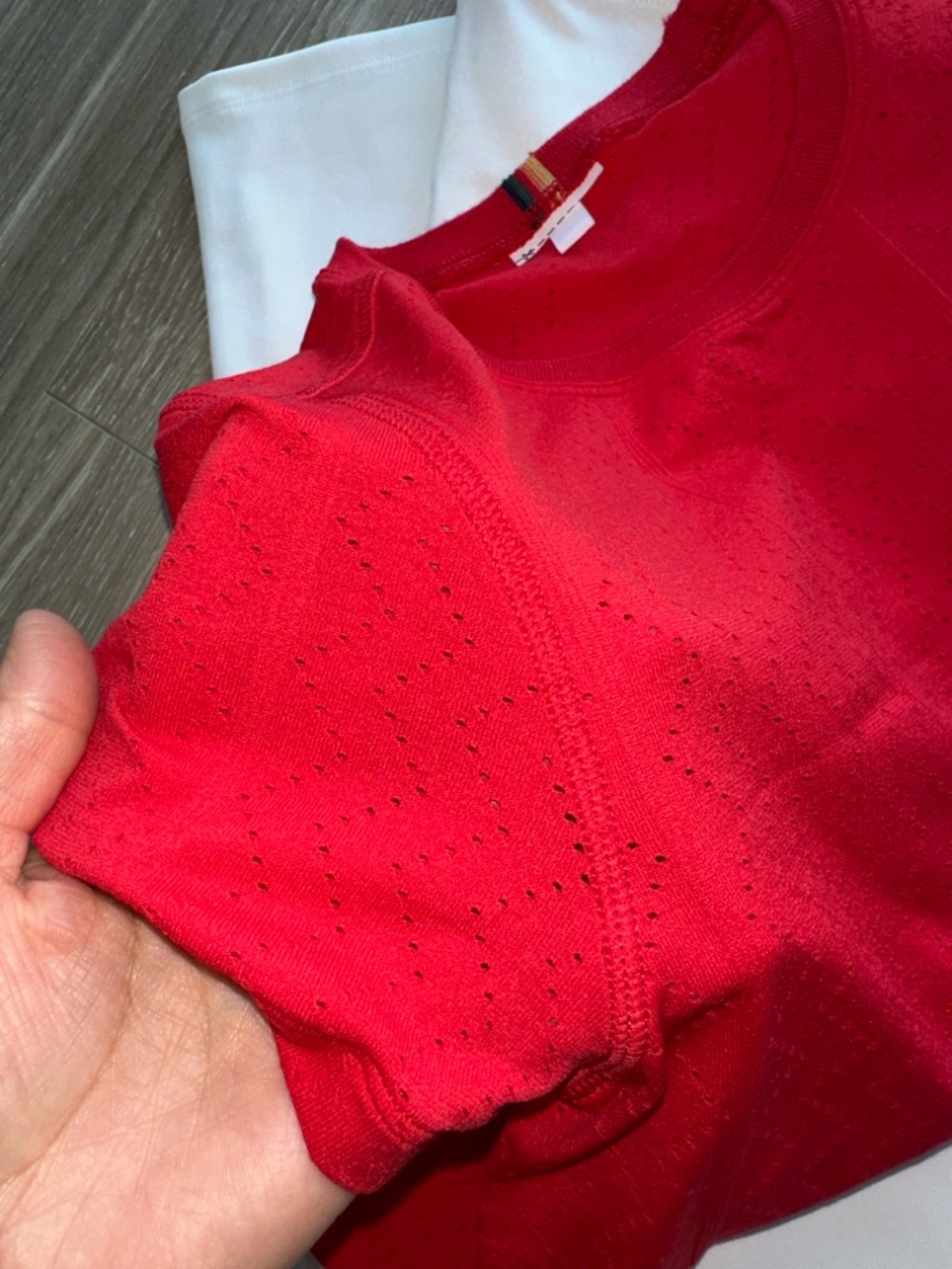 Wilson White and Red Athletic Top - Picture 12 of 16